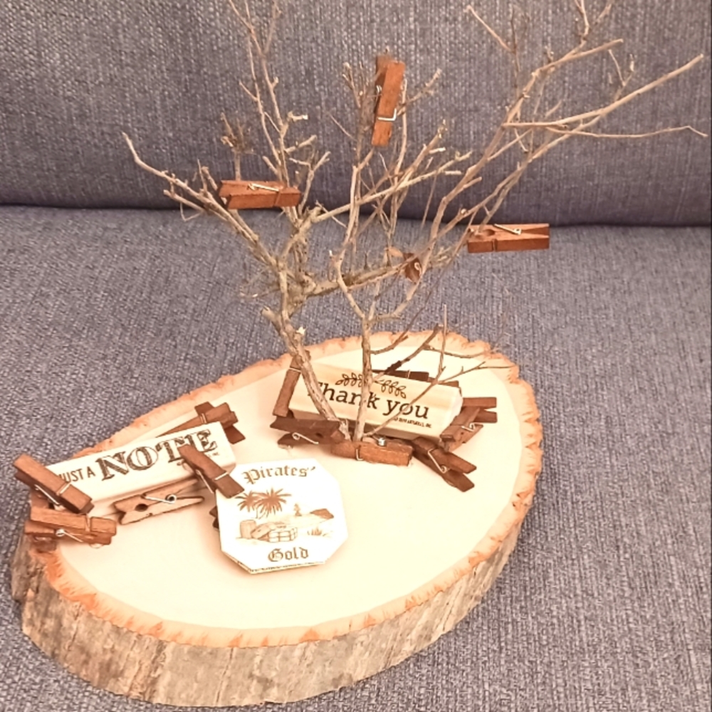 Wooden "Tree of Thanks" Notes
